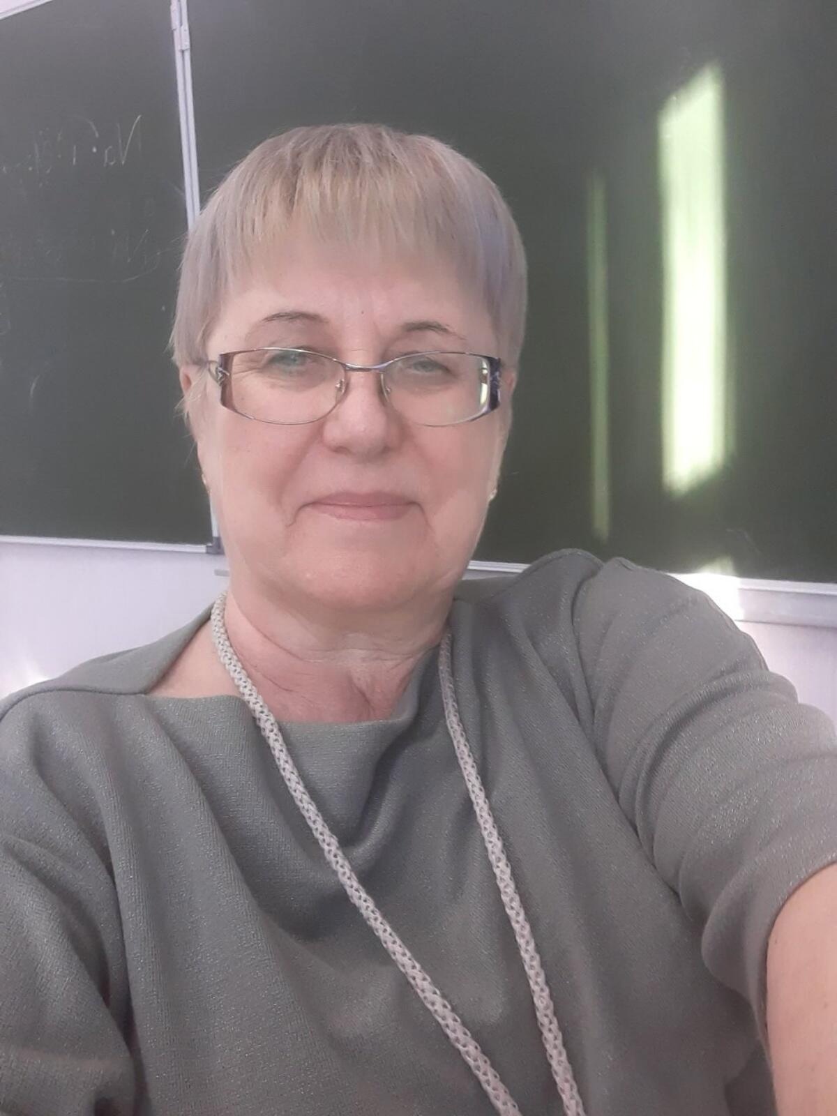 Лапковская Елена Николаевна.